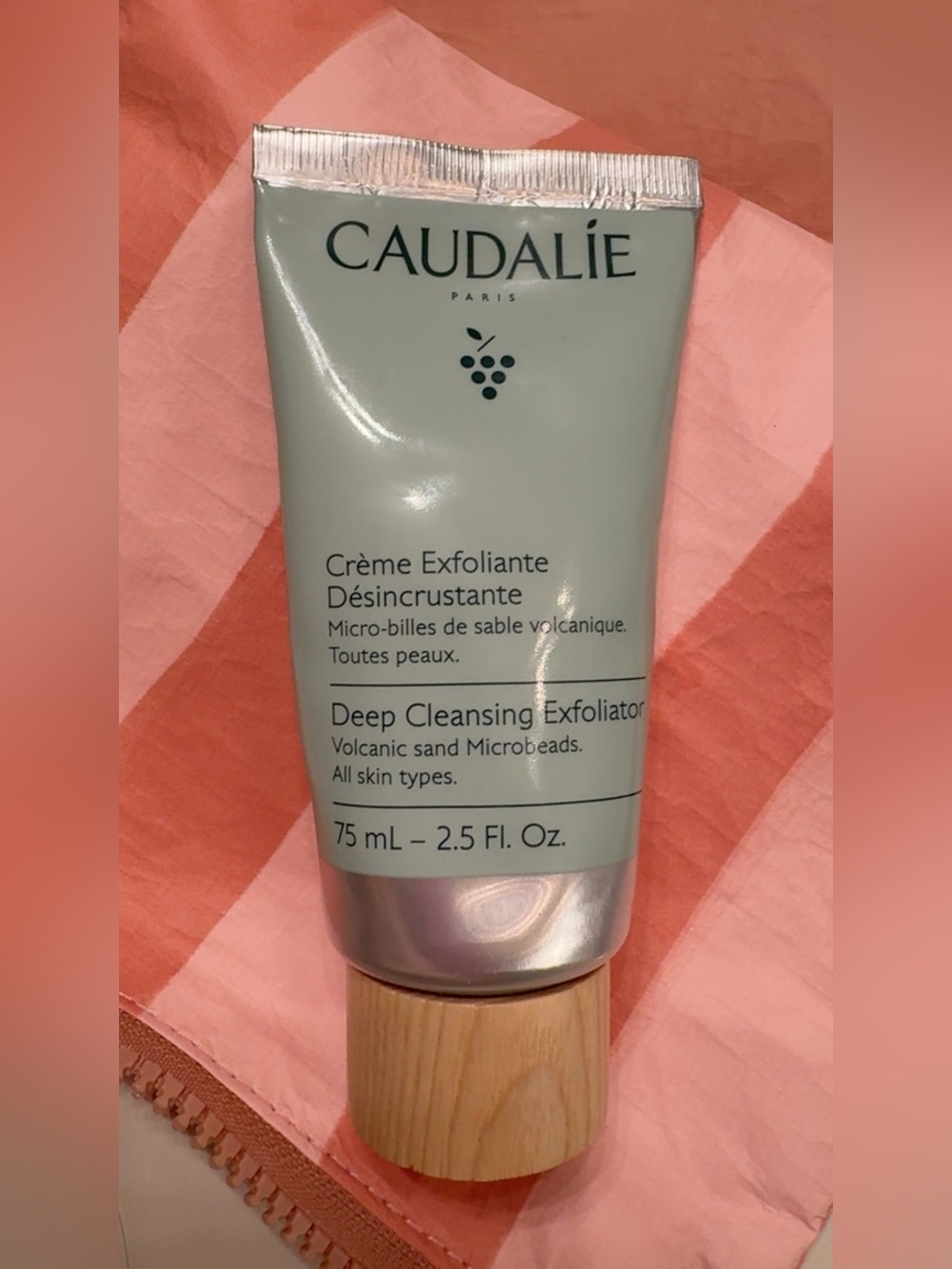 Caudalie Deep Cleansing Exfoliator - - Picture 5 of 5